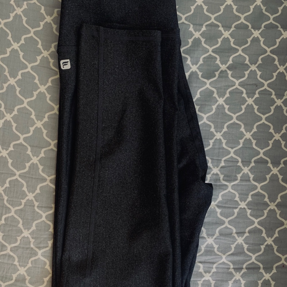 Fabletics leggings - Picture 3 of 3
